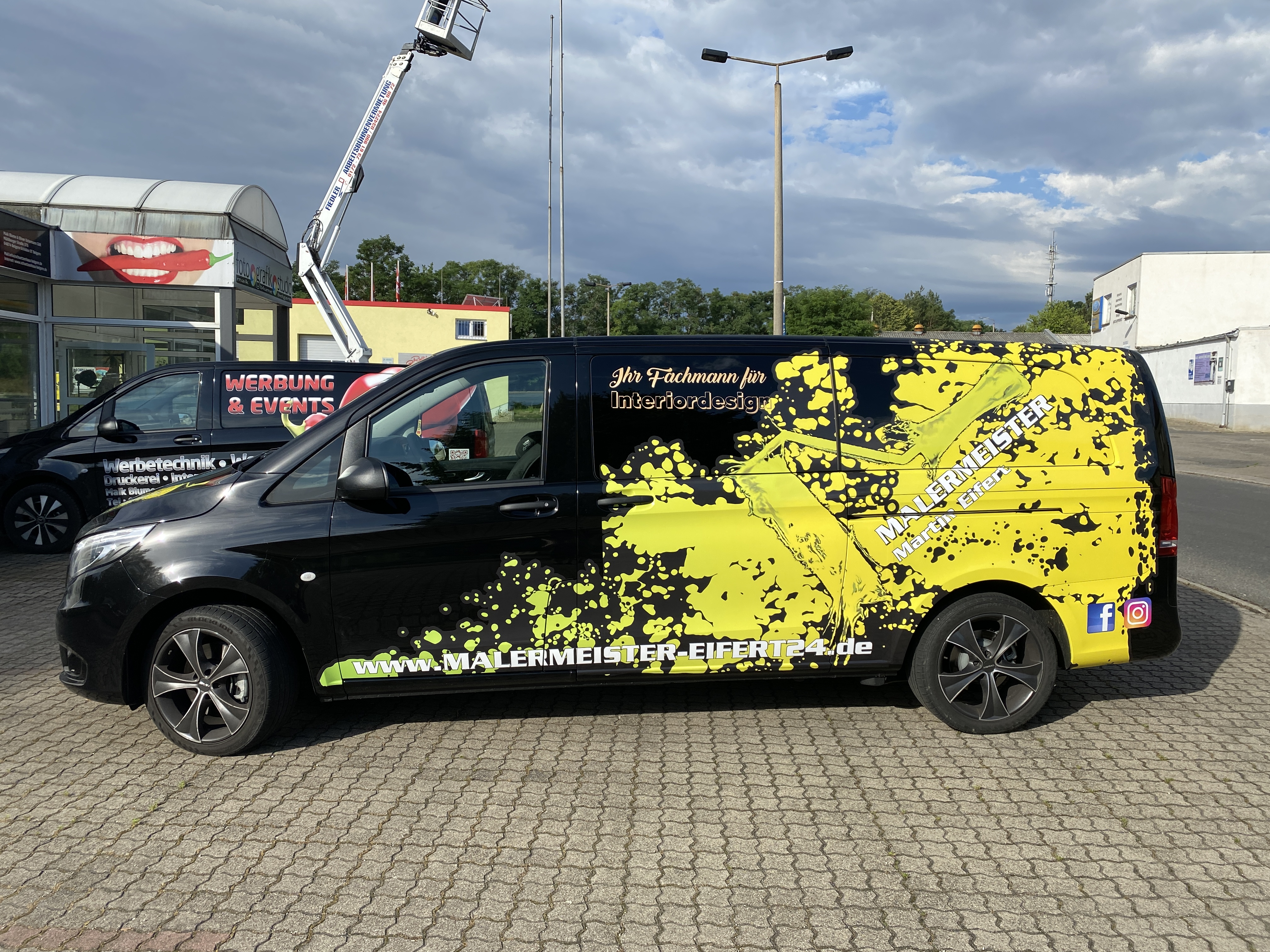 Fahrzeugfolierung Mercedes Vito — Malermeister Martin Eifert